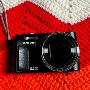 SAMSUNG DIGITAL CAMERA * Samsung HZ10W 10MP Digital Camera - Black (1644)*